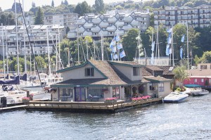 Famous Movie Home - Sleepless in Seatle House Boat 